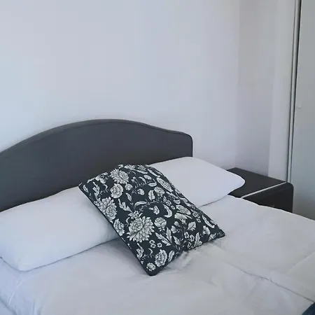 Primavera By Oneapartments *